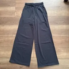 1度のみ着用　ZARA⭐️パンツ　XS