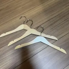 Kids IKEA 木製衣類ハンガー3本セット