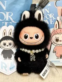 LABUBUラブブ10周年記念展限定 ぬいぐるみペンダント - メルカリ