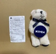 ニベア ふわふわくま マスコットぬいぐるみ 白 ホワイト キャラクター チャーム