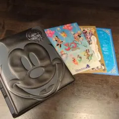 東京ディズニーリゾート スーベニアメダル コレクションブック&ポストカード