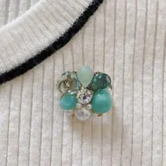 クリア グリーン × パール キラキラ ビジュー レジン ブローチ 緑 結婚式