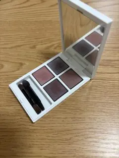 ADDICTION TOKYO ザ　アイシャドウパレット104