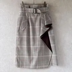 【美品】ジャスグリッティー チェックラッフルスカート タイトスカート サイズ1のサムネイル