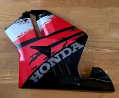 当時物・HONDA・NSR250R・純正サイドカウル・左右セット・＠ｙ倉 ホンダ（HONDA） NSR250R サイドカウル 右 赤/白 KV3 純正 中古 バイク