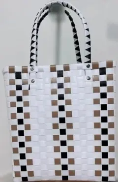 Item thumbnail for item 9e301c5d-4a6d-4aca-ac10-dc2491b403db