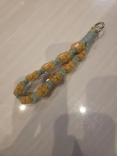 花モチーフ ストラップ イエロー 水色