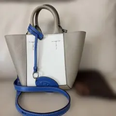 美品TODS レザー ショルダーバッグ 2wayのサムネイル