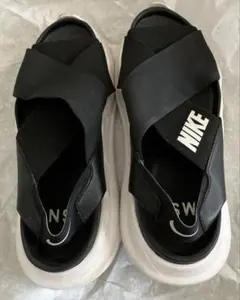 NIKE スポーツサンダル ブラック ホワイト