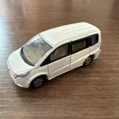 絶版 トミカ No.21 ホンダ ステップワゴン 白 ミニカー 廃盤