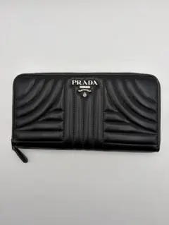 PRADA 長財布 ラウンドファスナー ブラック