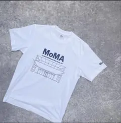 タグ付きユニクロUT MOMA TシャツXL