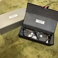 THOMBROWNE TB011 メガネ　度なし