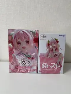 桜ミク　まとめ売りフィギュア