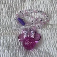 ミニー 光るおもちゃ ピンク ネックレス