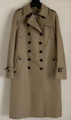 アクアスキュータム トレンチコート