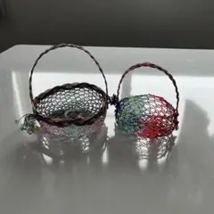 カラフルな手作りバスケット2個セット おばあちゃん特製の物です