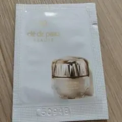 m*♡様 クレ・ド・ポー ボーテ ル・フォンドゥタンn サンプル オークル10