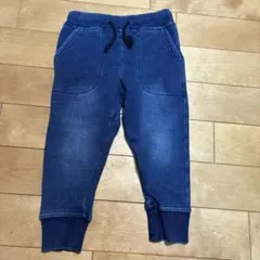 Item thumbnail for item 43d17fb3-1548-4c98-8d4d-324262d2b4f2