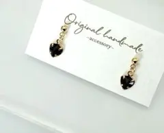 SALE 08✳︎ハート♡ ブラックチャーム　小ぶりピアス✴︎アレルギー対応
