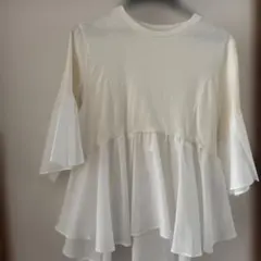 AZUL フリルTシャツのサムネイル