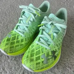 アンダーアーマー ランニング用スニーカー