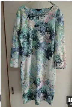 H&Mの花柄のワンピース