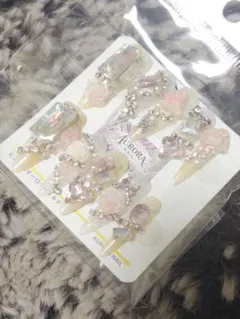 Sサイズ　オーロラ装飾ネイルチップ