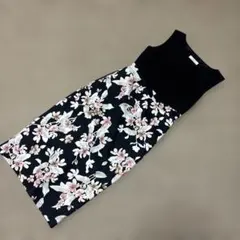 デイライルノアール　切り替え花柄ワンピース　ブラック