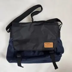【DIESEL】 ショルダーバッグ ネイビー ブラックのサムネイル