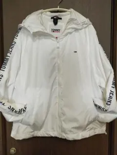【新品未使用】TOMMY ブルゾンホワイト