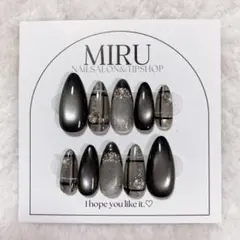 シルキーマグネット　チェック　ブラック　ビジュー　ネイルチップ　現品