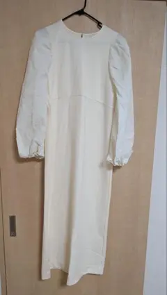 結婚式 二次会 アイボリー 長袖ワンピース