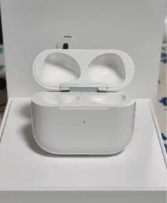 Apple正規品の AirPods（第3世代）充電ケース A2566
