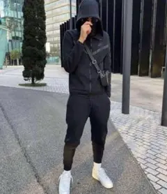 【ほぼ新品】Nike テックフリース セットアップ ブラック 黒（上L・下S）