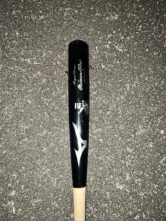 Mizuno オーダー 木製バット 黒　硬式用　※値下げ必ずします