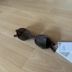 H&M オーバルサングラス