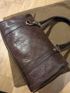 Item thumbnail for item c8338ce1-bdf6-4ebd-bf6d-72569c0a273e