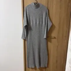 美品　 ロペピクニック　リブ切り替えニットワンピース　グレー