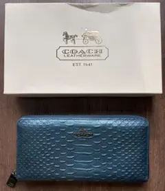COACH 青 ヘビ柄 二つ折り財布 箱付き