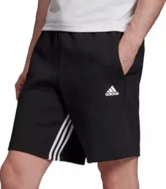 adidas ブラック　ショートパンツ EB5284