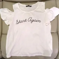 フリル付きTシャツ