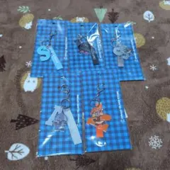 ジャニーズ（SMILE-UP.）アクリルキーホルダー　5個セット