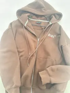 oioiブラウン ジップパーカー