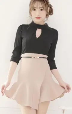 【ティアリー】胸空きニットドレス