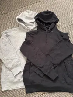 UNIQLO グレー パーカー Lサイズ