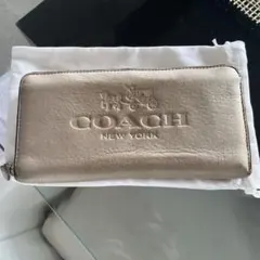 COACH ベージュ レザー 長財布
