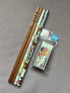 鉛筆4本、消しゴムセット