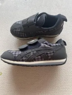 【美品】15.5ファミリア×アシックスコラボスニーカー