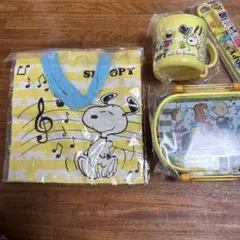 新品スヌーピー ランチセット☆お弁当箱コップお箸ランチバッグ